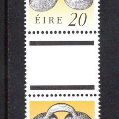 1990-91 Ireland 20p Gold Dess Fastner Definitive Stamp Treasures Series of Ireland Gutter Pair Mint Never Hinged (MNH)