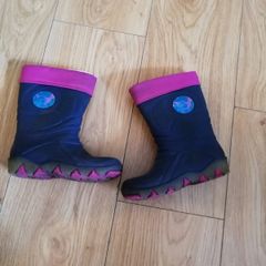 Girls wellies