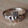 9 ct gold kid's claddagh ring small size Image 5