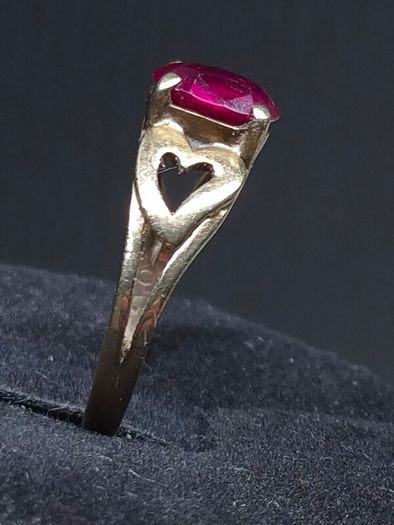 Vintage 14ct Gold Red Stone Ring Size 55 Dublin Hallmarked