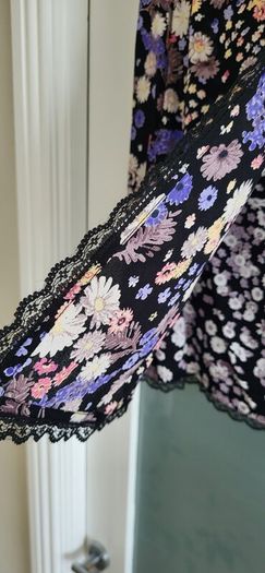 YUMI black floral print layered skirt Sz 12UK - Bnwt Rrp 34.99