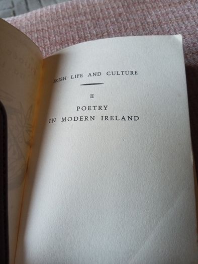 Vintage. Poetry in Modern Ireland Austin Clarke