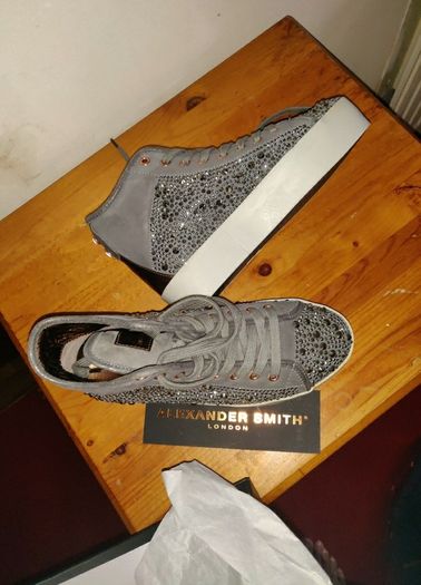 girls shoes