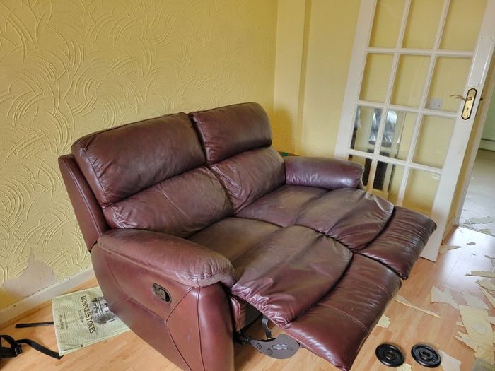 Free recliner 2 seater