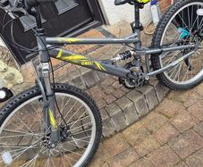 Kids youngster mtb mountain bike perfect condition