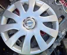 nissan nv300 hubcaps.  nissan primastar