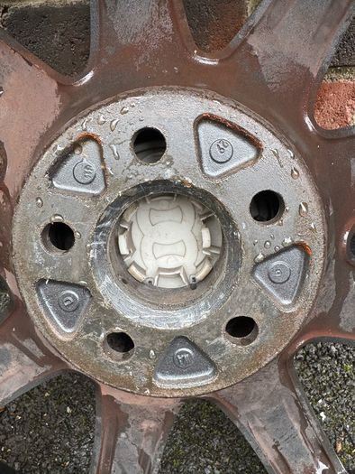 audi mk1 tt wheels 9 spoke with caps