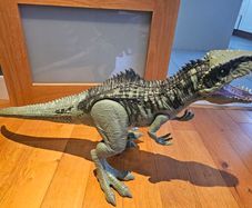 Toy Jurrasic World Dominion Super Giganotosaurus 40inch long