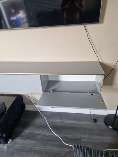 Floating wall mount tv unit