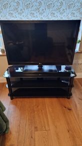 42" LG tv for sale