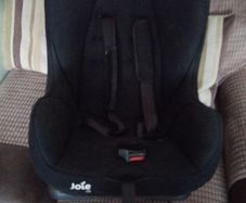child's car seat