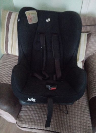 child's car seat