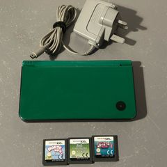 Nintendo DSi XL Green Bundle