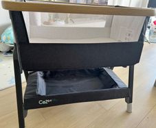 Cozee bedside crib with travel bag