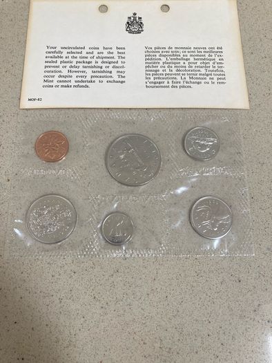 Canada 1969 Dollar Coin set mint