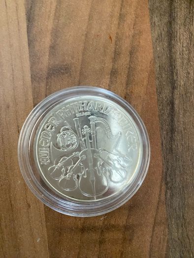 4 silver oz coins & 0.5g gold coin