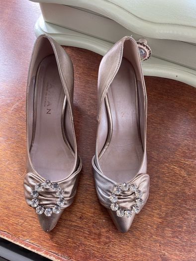 Marian high heel Size 39 champagne