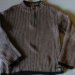 Boys cardigan in a good condition