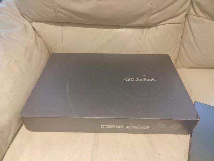 ASUS Zenbook Pro 15 UX535LI 4K OLED Touchscreen Business Gaming Laptop 15.6" Win 11 Pro i7 16GB RAM 1TB NVMe Nvidia GTX 1650 Ti 4GB