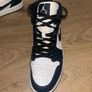 Jordan 1s Navy Men's Image 3