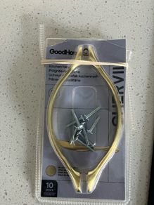 handles brushed brass