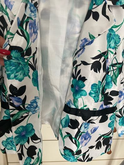 Isabella amazing women's blazer white with flowers size 12 Uk