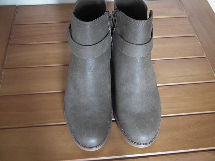 ladies boots