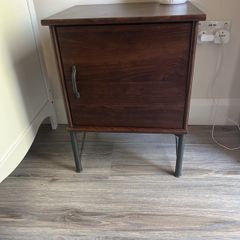 dressing table