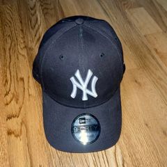 NY Yankee cap baseball Black