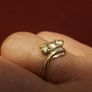 9 ct gold ring Image 2