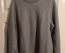 Levi's sweater