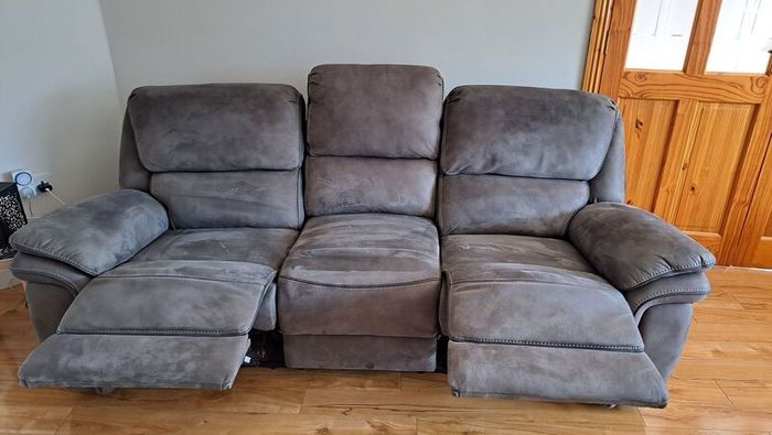 Recliner couch