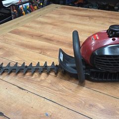Hedge trimmer mountfield