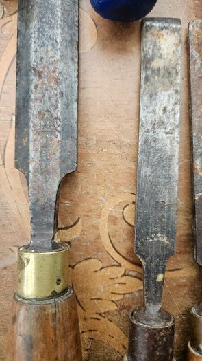 18 chisels for restoration