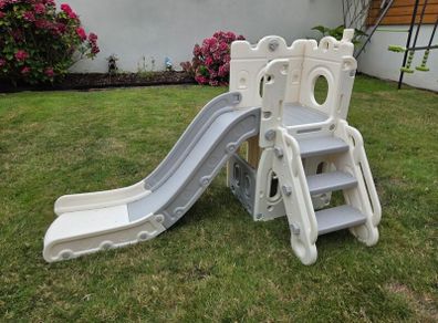 Kids playhouse