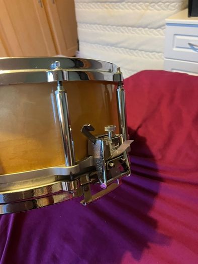 Pearl Free Floater Maple 14" x 6.5" snare drum