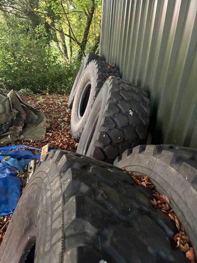 Tyres 1400 R 20 Tyres