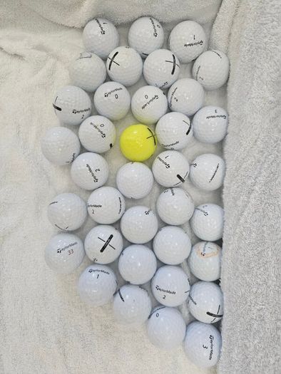 Taylormade golfballs