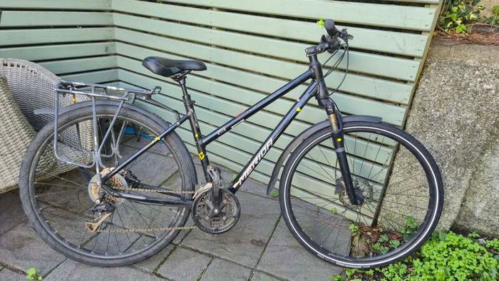 Merida Crossway 100 Ladies bike