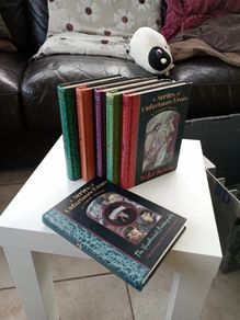 A Series of Unfortunate Events by Lemony Snicket bundle