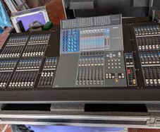 Yamaha M7CL-48 Digital Mixing Console