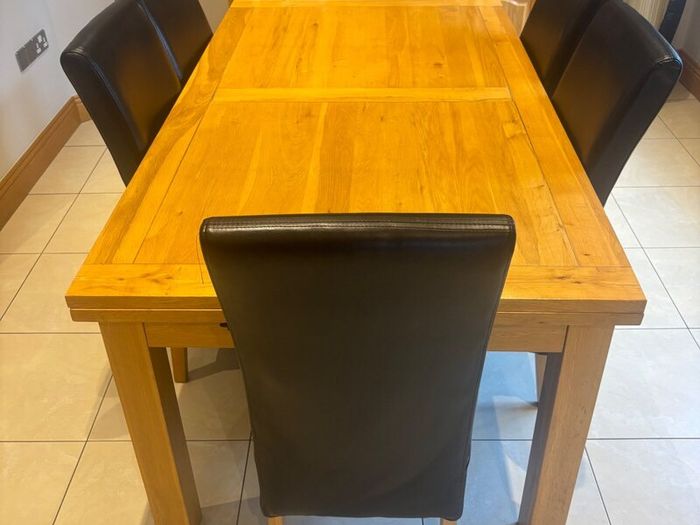 6 Dining Room Chairs