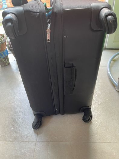 Samsonite Suitcase 32 inches