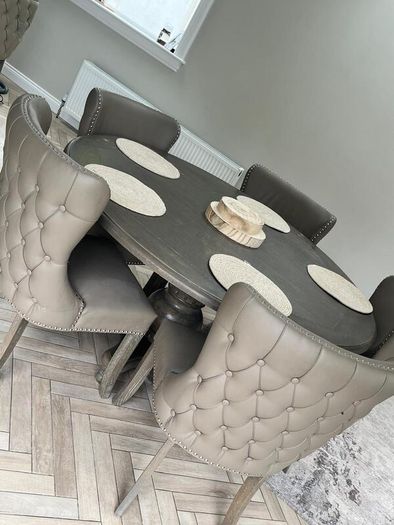 Oak table for sale