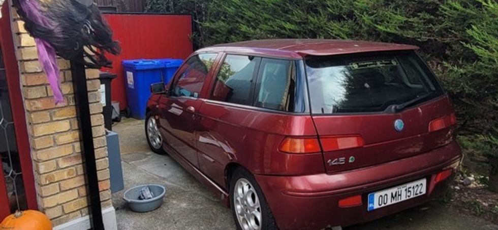 2000 Alfa Romeo 145