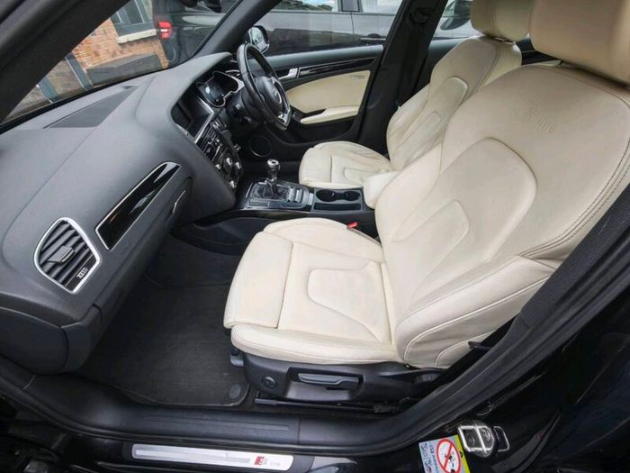 Audi A4 B8 S-Line Black Edition (177 BHP)