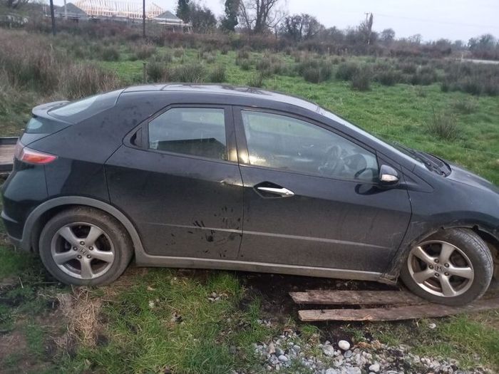 Honda Civic  breaking. For parts