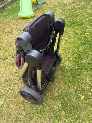 carrycot and buggy