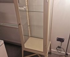 Fabrikor IKEA cabinet