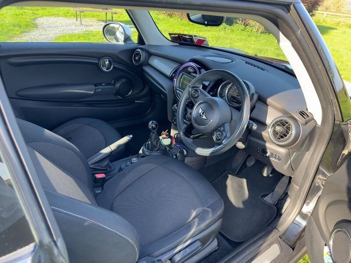 Mini Cooper 1.5D 2015 - Fantastic First Car!